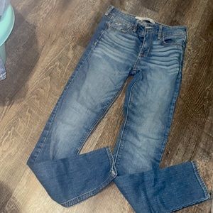 Hollister jeans